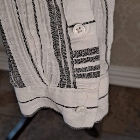 Two by Vince Camuto Size Small Lightweight Black White Striped Cotton Tunic EUC - Picture 4 of 11